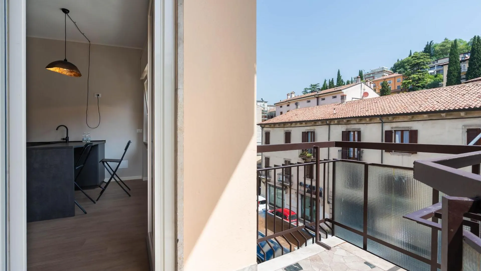 Nino Bixio Apartment Верона Италия
